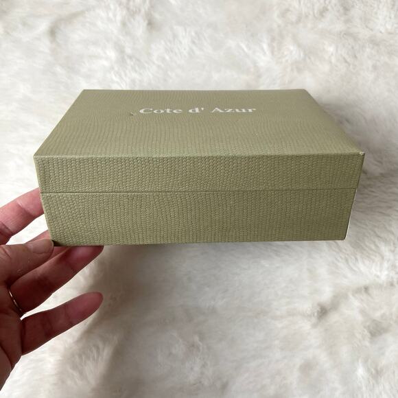 Cote d’ Azur Watch and Necklace and Earrings Set - Picture 7 of 8